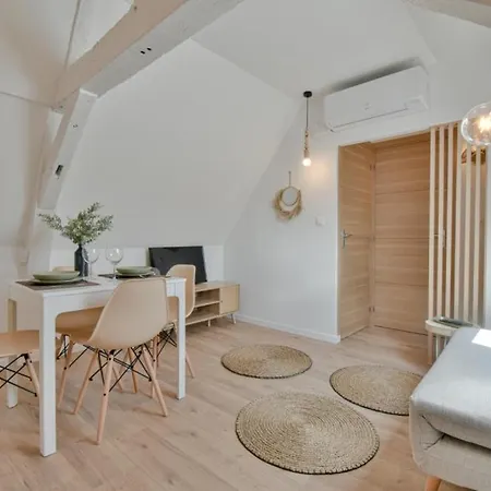 Jean Hardy - Hyper Centre, Parking Gratuit, Wifi, Clim, Gare *